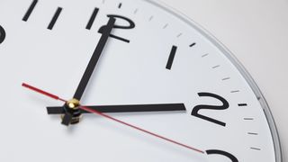 VIDEO Se schimbă ora! România revine la ora de iarnă în acest weekend