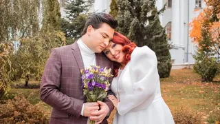 Mama și fiul &icirc;nfiat s-au căsătorit recent