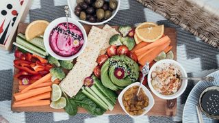 Cum să &icirc;ți aprovizionezi casa &icirc;ntr-un mod c&acirc;t mai sănătos și sustenabil