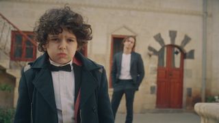 Azi, de la ora 20:00, la Kanal D, &icirc;n &bdquo;Melek&rdquo;! Promisiunea unui tată