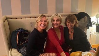 Sibilla Barbieri, alături de sora sa și o altă prietenă &icirc;n octombrie 2022