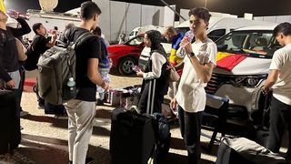 Primii cetățeni rom&acirc;ni evacuați din F&icirc;șia Gaza