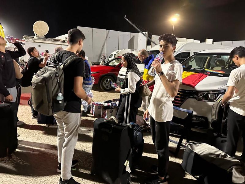 Primii cetățeni români evacuați din Fîșia Gaza