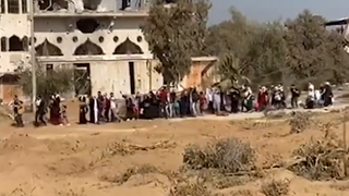 Oameni evacuați din Gaza