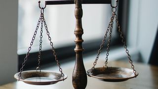 Opt militari rom&acirc;ni ar fi furat 7 tone de motorină din baza militară americană de la Mihail Kogălniceanu