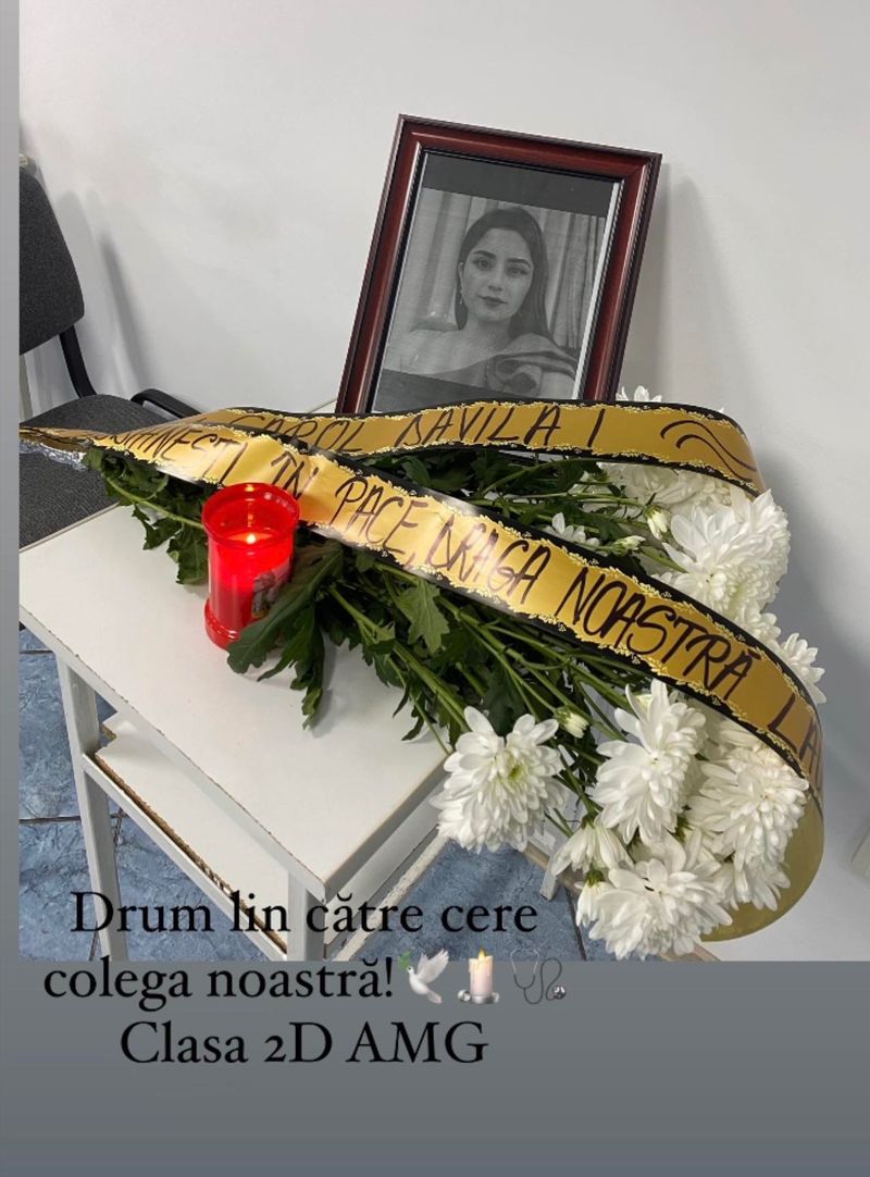 Imagini emoționante de la priveghiul soției primarului din Argeș. Apropiații sunt în stare de șoc