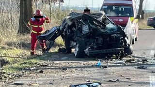 Doi tineri au decedat