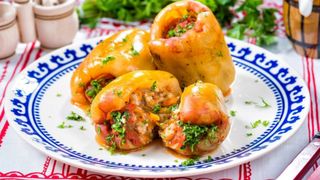 Ardei umplut de post, cu orez și ciuperci