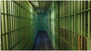 Deținuții care fac școală &icirc;n penitenciare vor primi burse de merit de 450 de lei fiecare