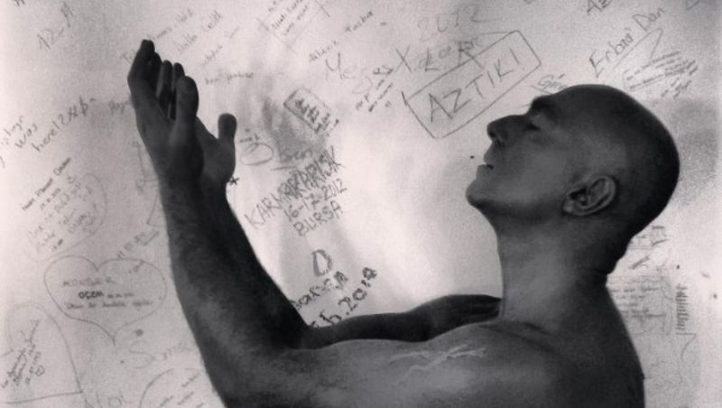 Drama nestiută a lui Selim Bayraktar, alias Sümbül din "Suleyman Magnificul", îndrăgitul actor din serialul "Promisiunea". "Am fost supus unui tratament serios"