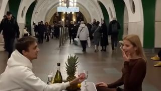 Evgeny și logodnica lui, arestați de poliție