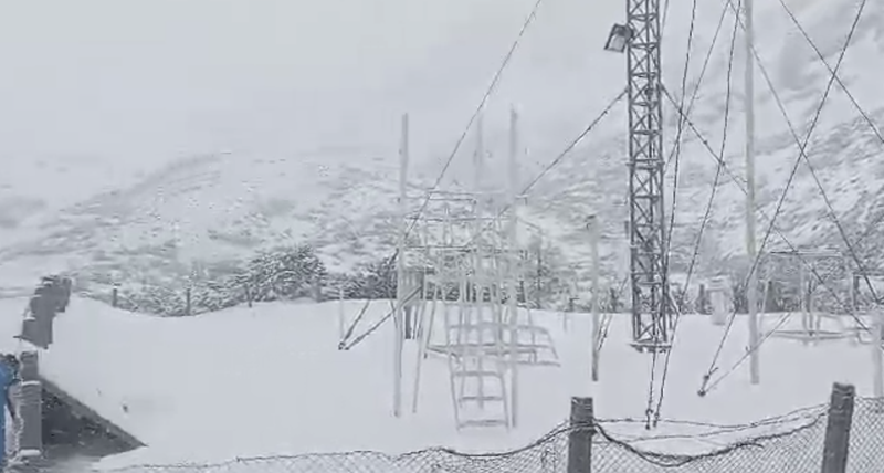 Zăpadă Munții Rodnei