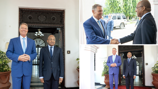 Klaus Iohannis a ajuns s&acirc;mbătă &icirc;n Zanzibar. Șeful statului s-a &icirc;nt&acirc;lnit cu președintele Zanzibarului, Hussein Mwinyi