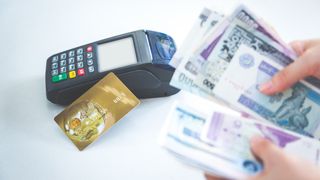 curs valutar bnr 22 noiembrie 2023