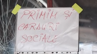 Pe caiet sau cu carduri sociale