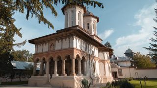 manastirea caldarusani