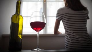 T&acirc;nărul din Olt care și-a ucis mama spune că regretă fapta. Victima avea o alcoolemie de 3,7