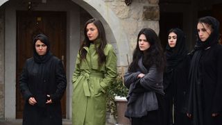 &Icirc;ntr-un nou episod din serialul &bdquo;Promisiunea&rdquo;, azi de la ora 20:00. la Kanal D! Azimet, răutate fără limite