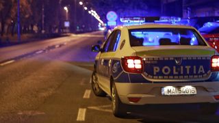 Tragedie la un patinoar din Ploiești. Un tânăr de 20 de ani a fost înjunghiat. Atacatorul este căutat de poliție