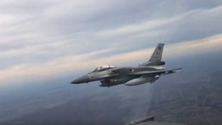 Noapte de coșmar pentru locuitorii din Tulcea! Armata Rom&acirc;nă a ridicat aeronave F-16 de la sol, iar populația a primit mesaj RO-Alert pentru a se adăposti