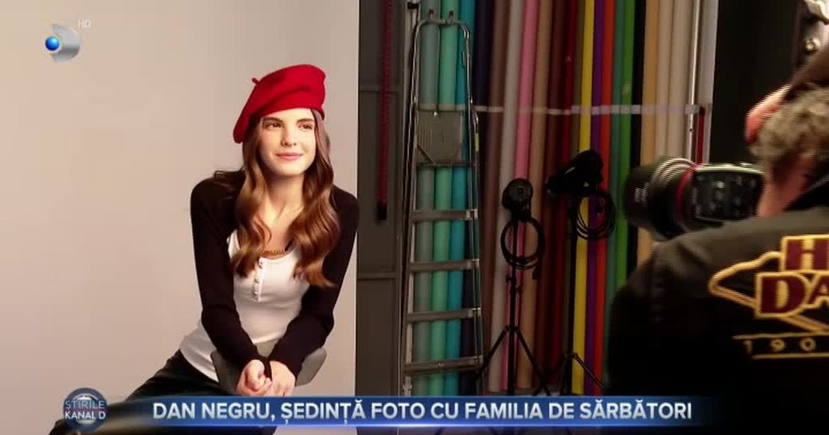VIDEO- Dan Negru, ședință foto cu familia de sărbători. Vedeta a ...