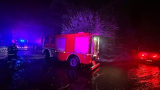 Incendiu violent &icirc;n Capitală, la o hală din cartierul Berceni