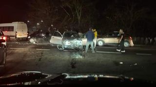 VIDEO - Accident rutier în Crevedia. A fost activat Planul Roșu de Urgență: cinci victime printre care și un minor