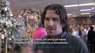 VIDEO - Un crăciun nonconformist. La modă sunt decorațiunile &bdquo;cu susul &icirc;n jos&rdquo;