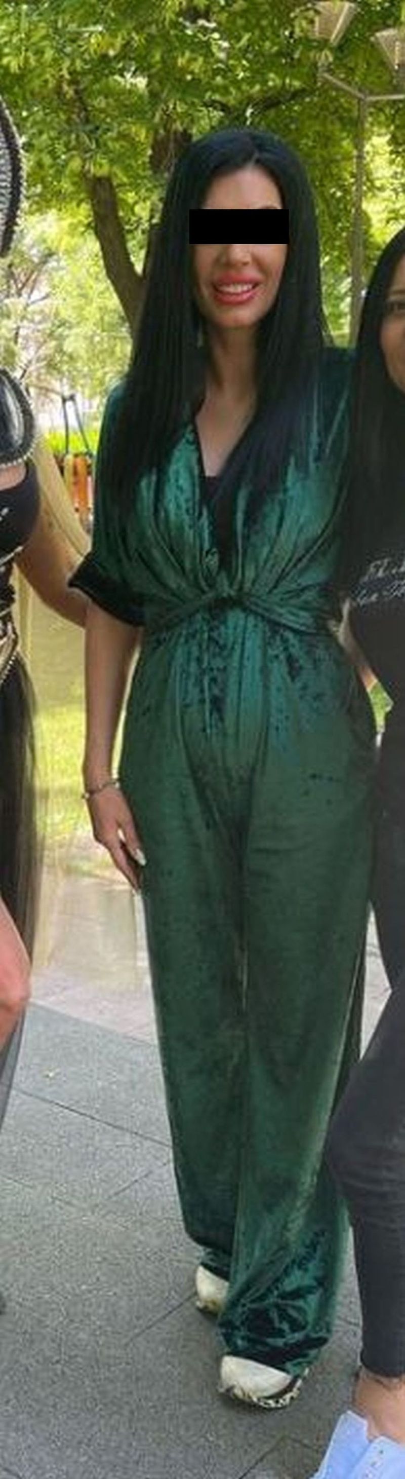 Yanitsa nikolava in salopeta verde