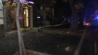 salon noaptea cu politist in fata