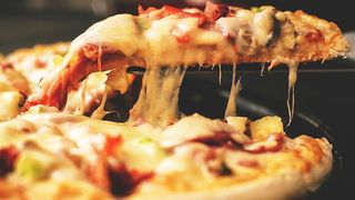 De ce este o vitrină caldă de patiserie cu at&acirc;t mai utilă &icirc;n sezonul rece?