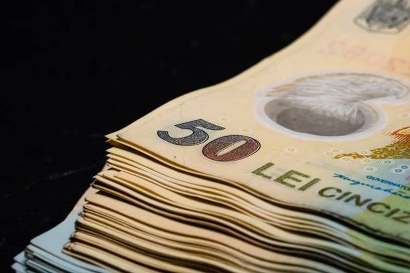 Legea bugetului de stat 2024 ajunge astăzi în dezbatere la Parlament. Votul final este așteptat miercuri