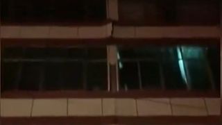 Cutremur devastator în China: cel puțin 118 persoane au murit și alte 500 sunt rănite. Vremea rea îngreunează căutările