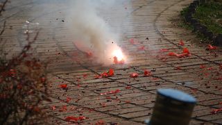 Mort arsuri petardă