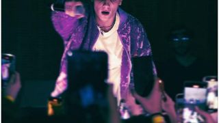 Yakki reținut violență