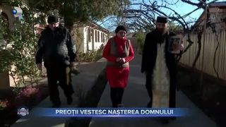 VIDEO - Preoții vestesc Nașterea Domnului. &Icirc;ncepe obiceiul &bdquo;Umblatului cu icoana&rdquo;