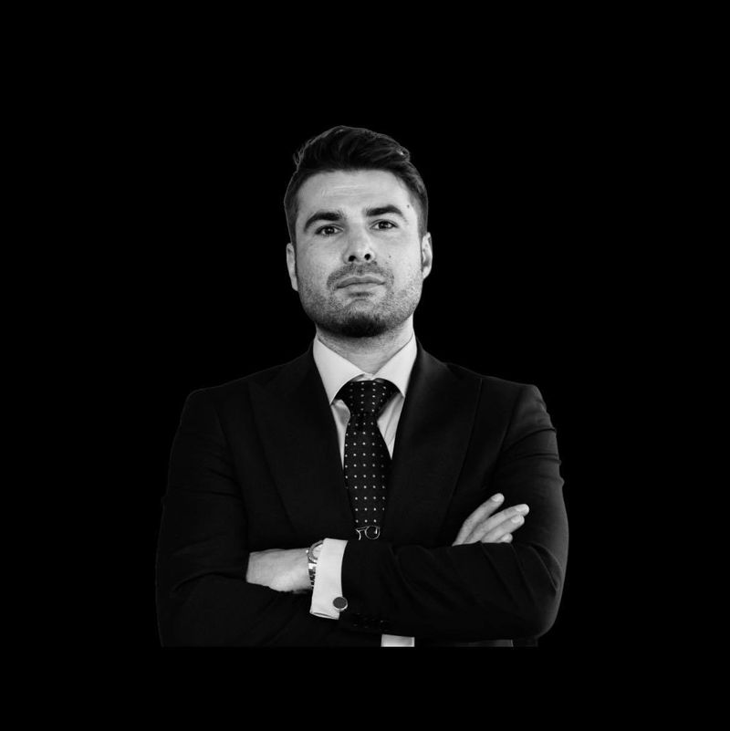 Adrian Mutu, mesaj emoționant pentru părinții săi. Ce le-a transmis Briliantul la nunta de aur