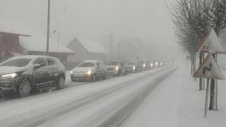 Trafic în condiții de iarnă pe Valea Prahovei, pe DN1