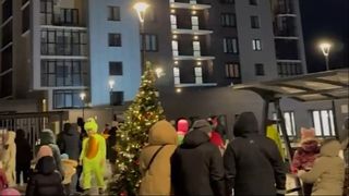 barbat costumat in mos craciun rusia tragedie