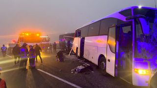 VIDEO. Accident devastator în Turcia, joi dimineața. Cel puțin 10 morți și 57 de răniți