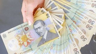 Ei sunt rom&acirc;nii care vor avea salarii mai mari din 2024! Cine ar putea fi norocoșii