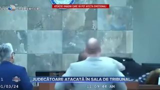 VIDEO- Judecătoare atacată &icirc;n sala de tribunal, &icirc;n timp ce citea sentința