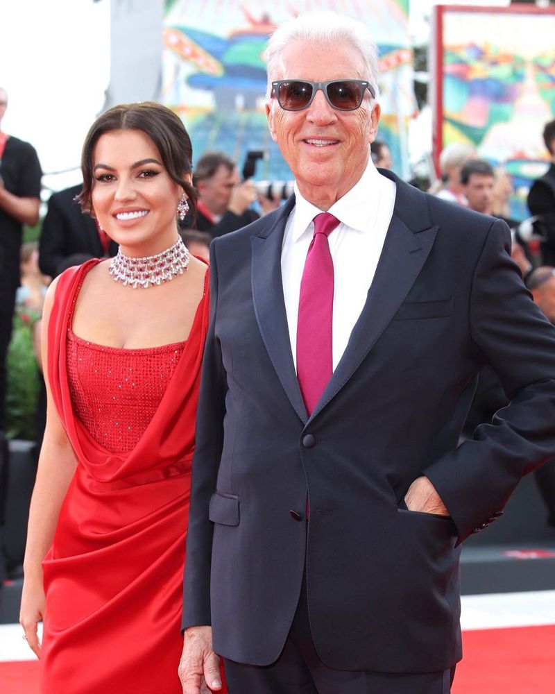 romina gingasu si piero ferrari pe covorul rosu