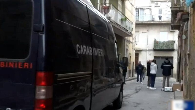 carabinieri dubla crima romance italia