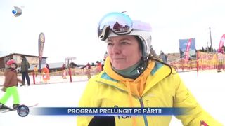 VIDEO - Program prelungit pe pârtii. Turiștii se bucură de sporturile de iarnă