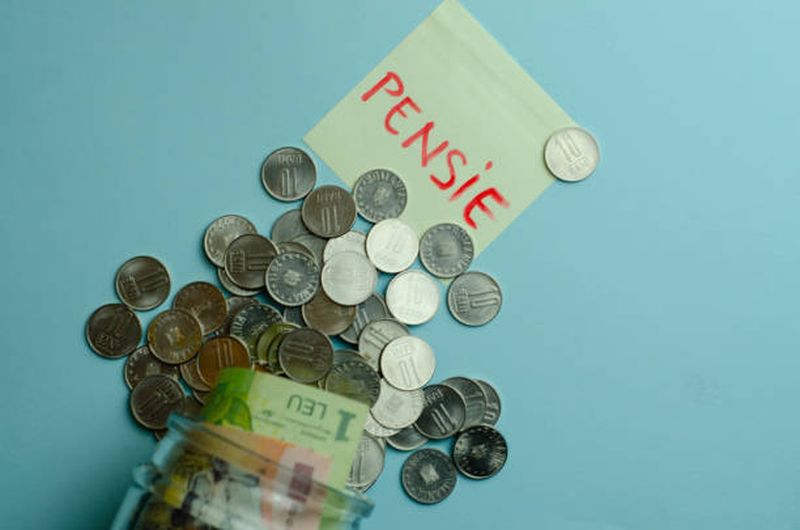 bani pensie