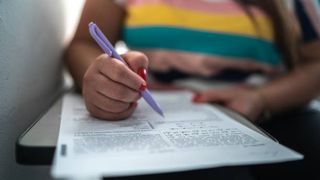 Modele de subiecte pentru simulare Evaluare Națională 2024: Cum arată subiectele la Rom&acirc;nă și Matematică pentru elevii de clasa a 8-a?