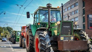 Noi blocaje în trafic sunt anunțate pentru duminică. Ce au obținut până acum transportatorii și fermierii