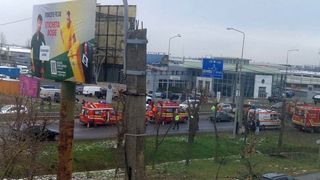 Accident la ieșirea din Timișoara. Muncitorii purtau veste reflectorizante