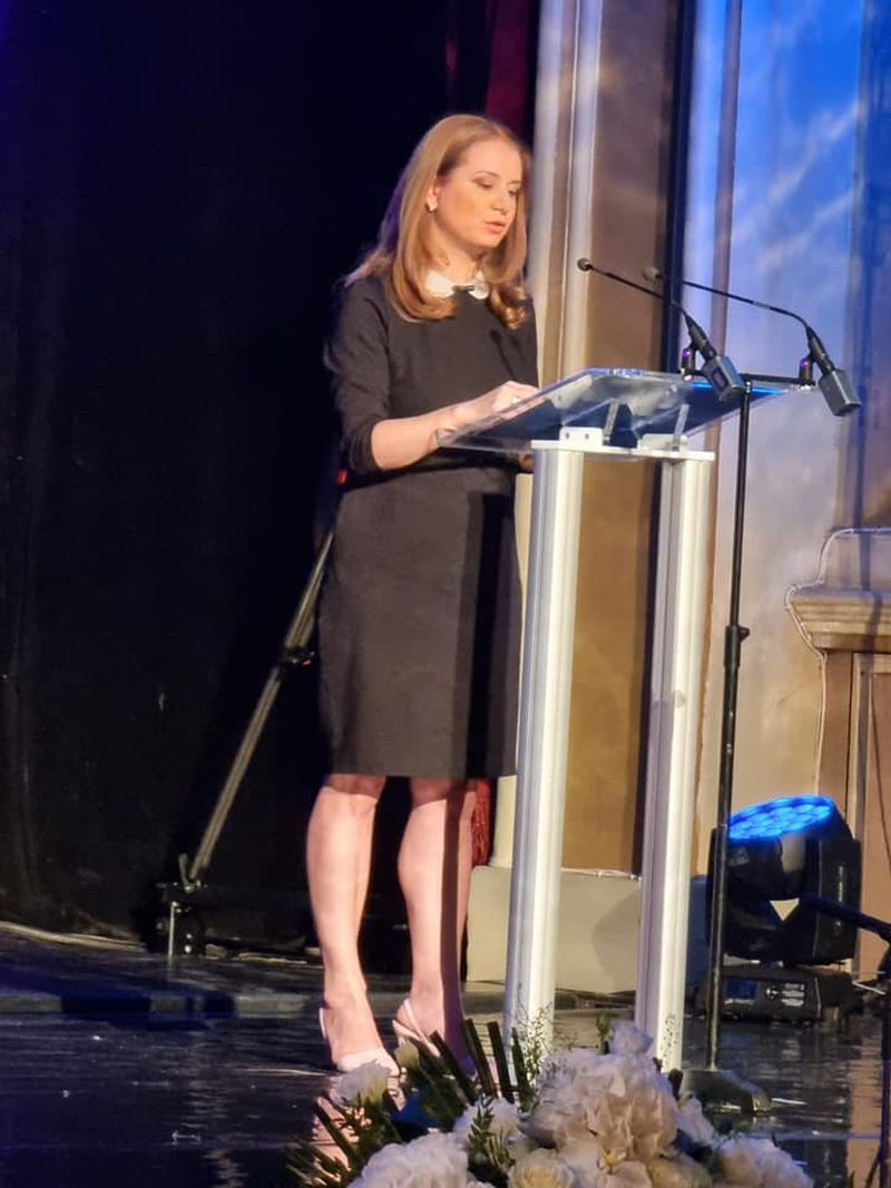 ligia deca salarii educatiei